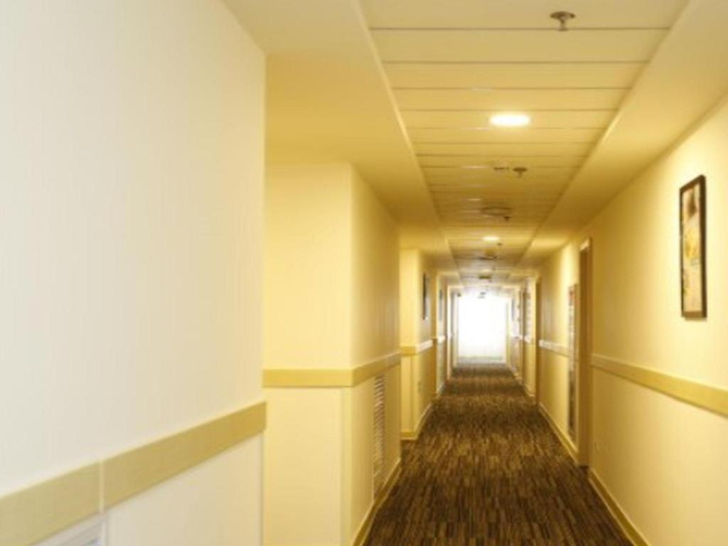 锦江之星丹东鸭绿江兴五路店酒店 外观 照片
